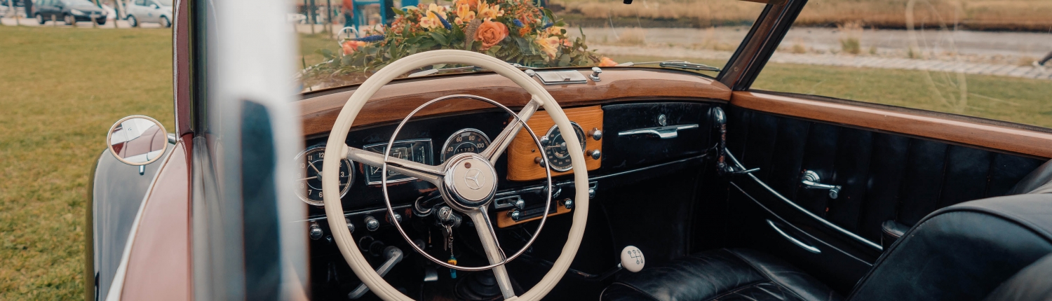 Mercedes Innenraum Oldtimer Hochzeit 04
